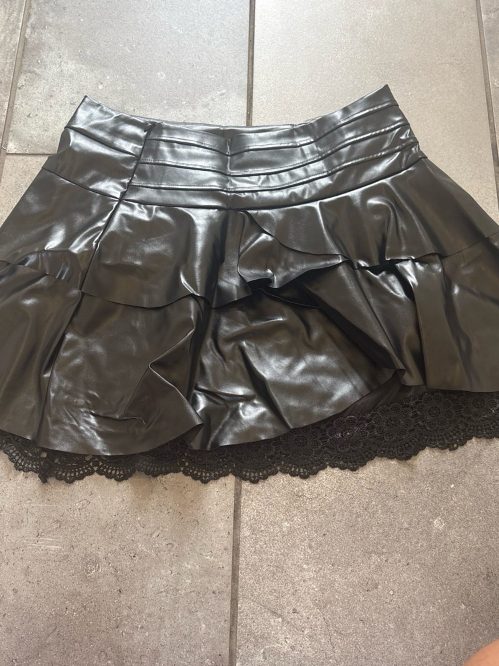 & Other Stories Black Faux Leather Ruffle Skirt with Lace Trim